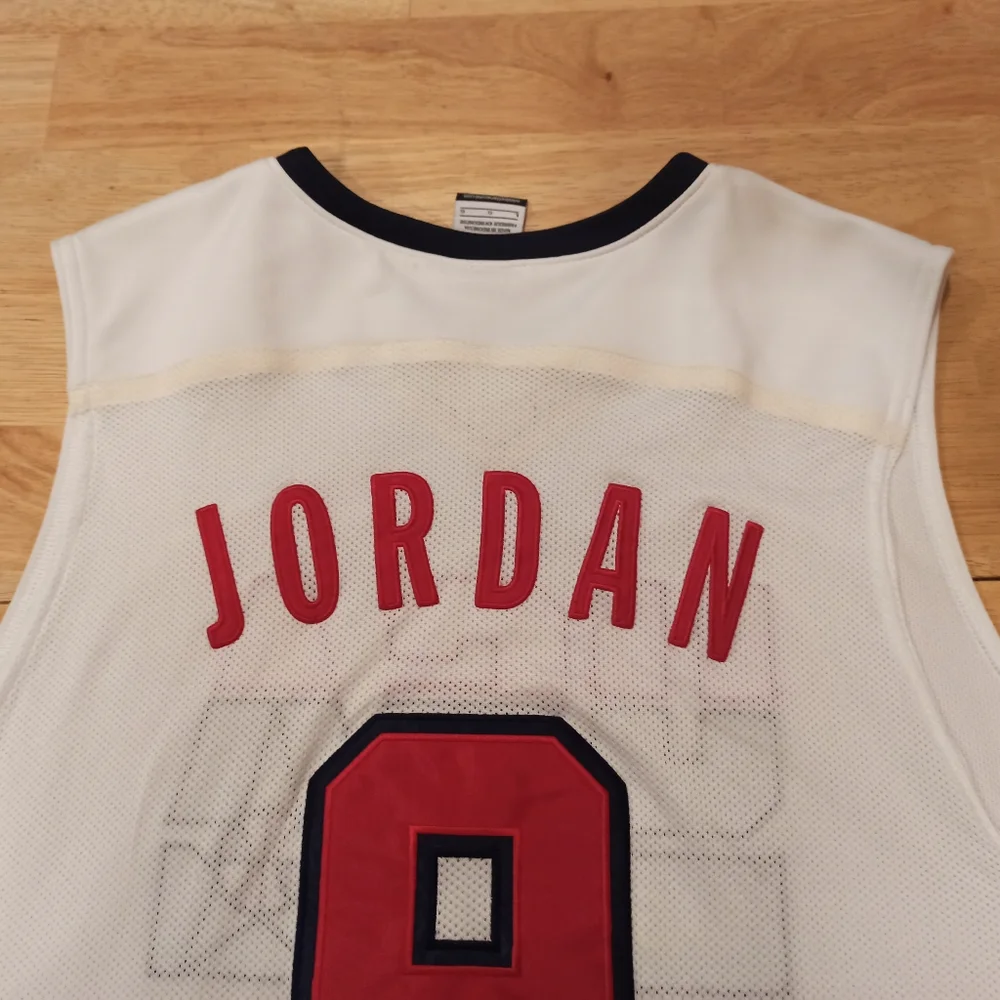 Nike USA team dream basketball Jersey. Size large - Picture 9 of 10